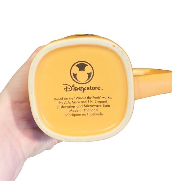 The Disney Store Pooh Bear Mug - Picture 2 of 4